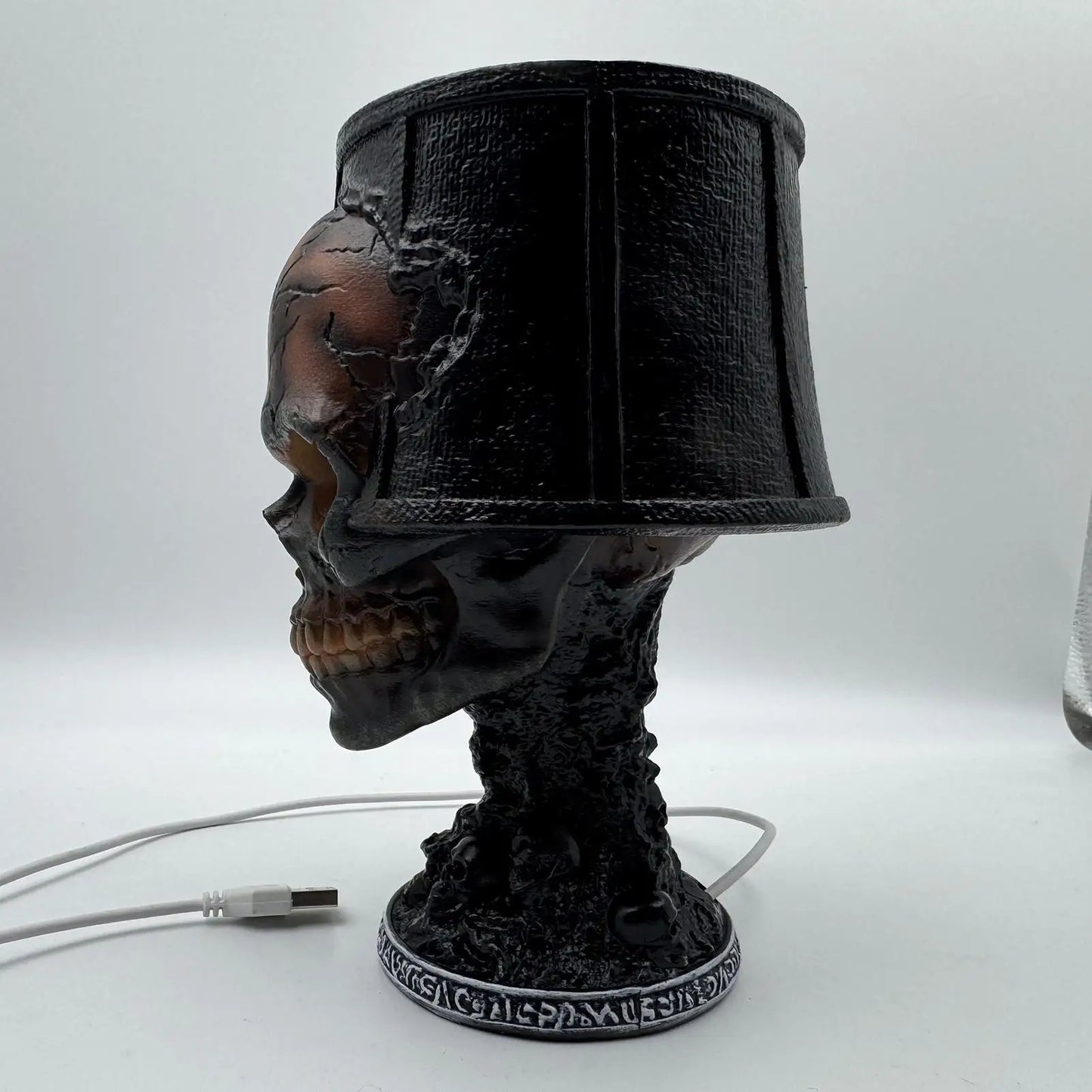 Volcanic Skull USB Table Lamp
