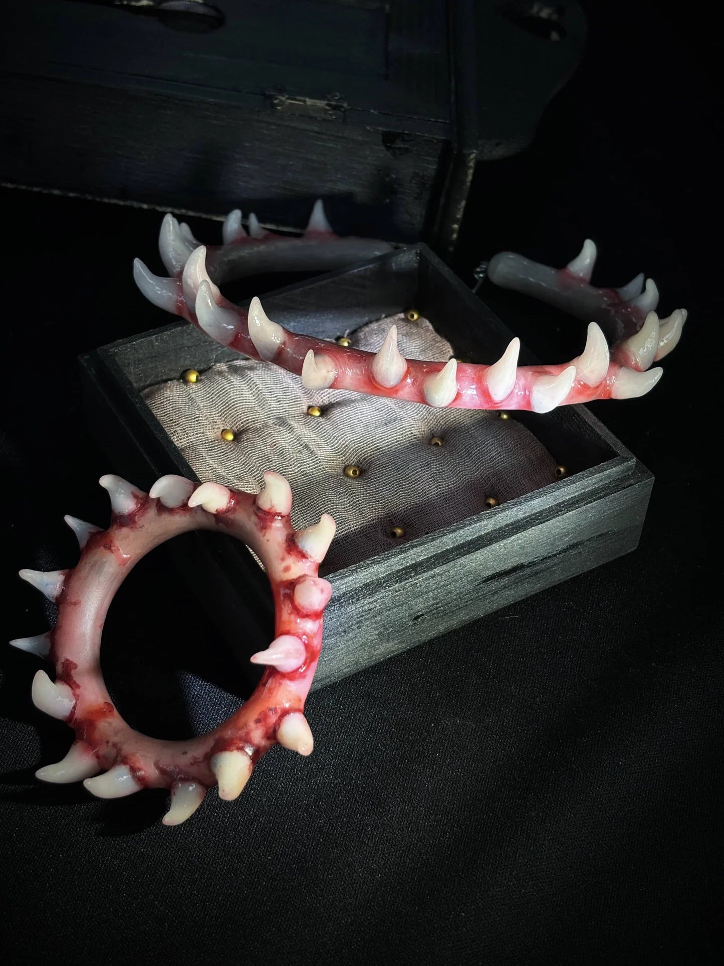 FANGTINE Goth Choker
