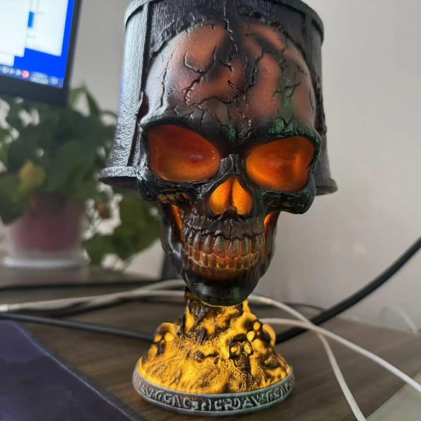 Volcanic Skull USB Table Lamp