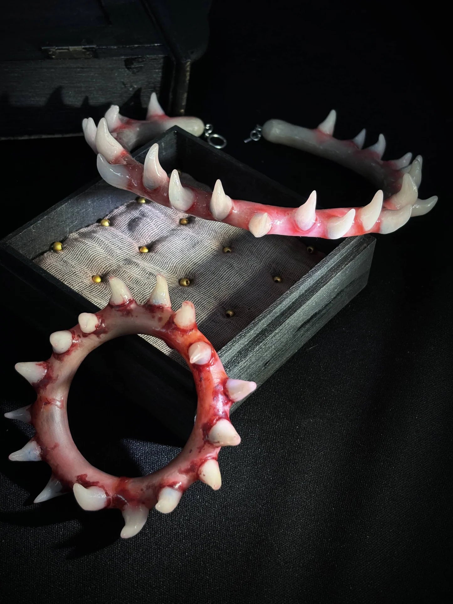 FANGTINE Goth Choker