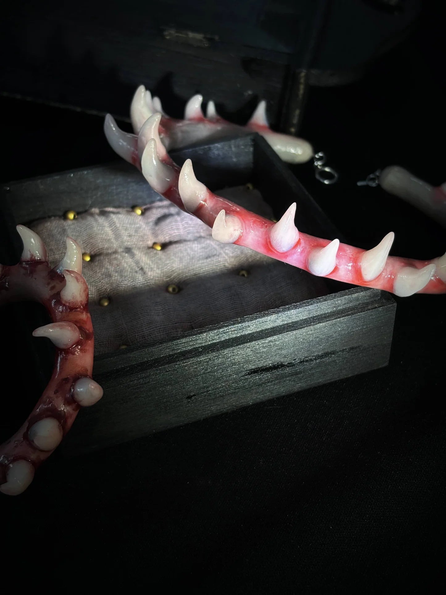 FANGTINE Goth Choker